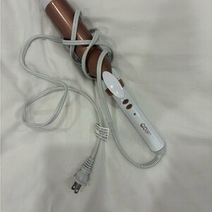 White and Copper Hair Styling Tool